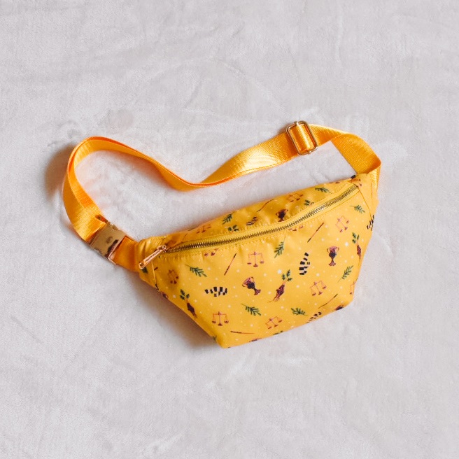 Cakeworthy Harry Potter Hufflepuff Fanny Pack